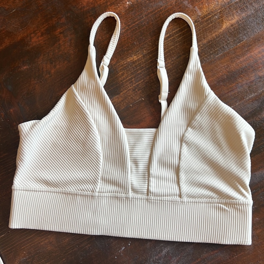 Old Navy Cream Ribbed Activewear Set - Picture 2 of 12